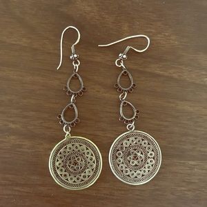 ⚡️BÖHÔ medallion earrings💛